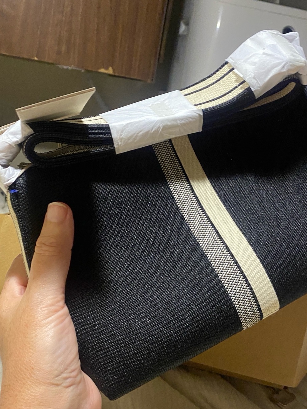 ROTHY'S the casual crossbody bag purse New in box - Picture 3 of 8